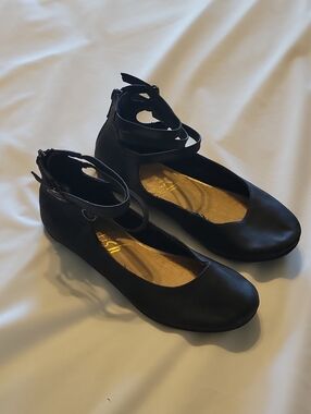 Blowfish Girl's Black Ankle-Strap Ballet Flats Size 3